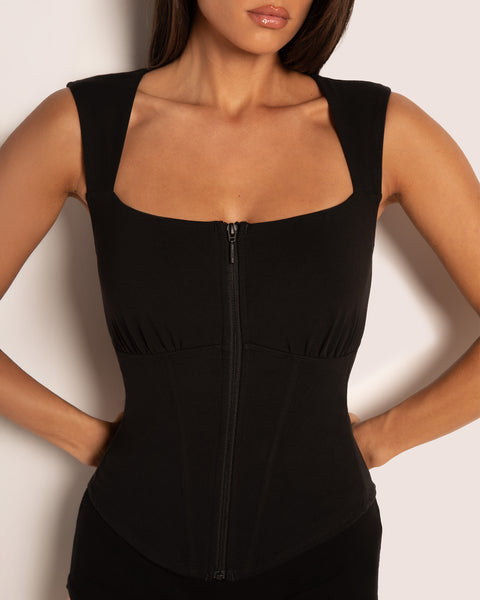 TA3_CORSETY_SQUARE_NECK_SLEEVE