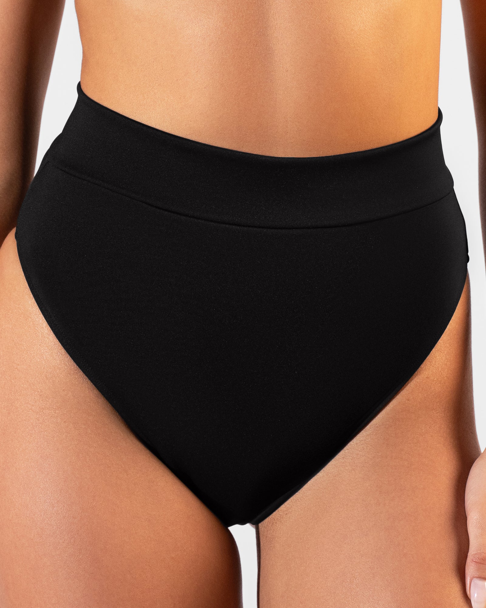 epine body ribbon gather swimwear 黒 Hi Cut Adjustable Tie-Back Bikini Bottom - Black | TA3