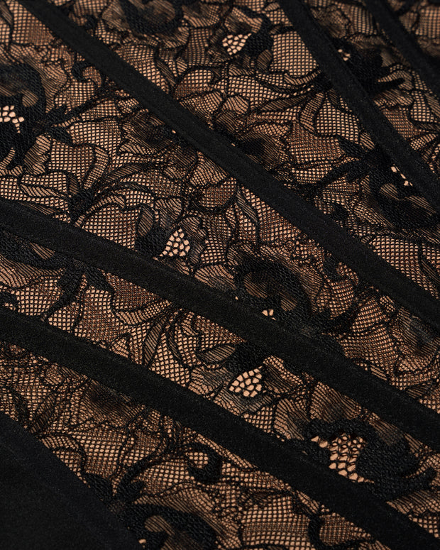 Zoomed in shot of boning on Corset Top - Lace Black/Tawny