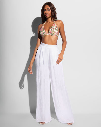 Model wearing Flowy Pant - Gauze White with a triangle bikini top