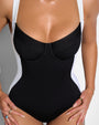 Close up front detail shot of Lifty - Contour Crinkle Black/White
