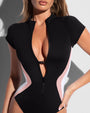 Detail shot of bust clip of Short Sleeve Surfy - Contour Black/Rose/White