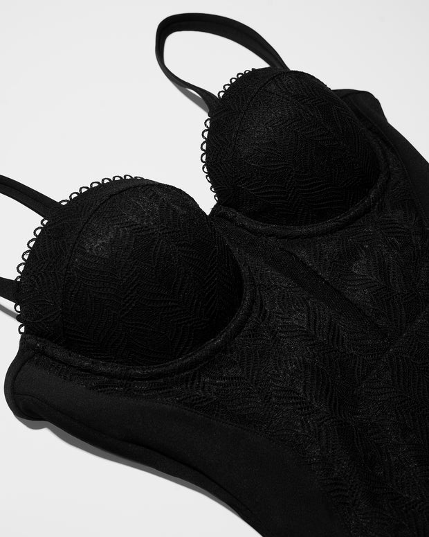 Bust detail close up of Bombshell - Lace Black